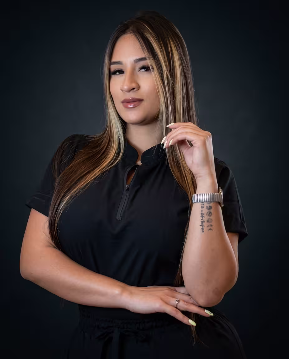 Génesis Méndez - Masajista profesional en Buddha's Cuts & Shaves Caracas
